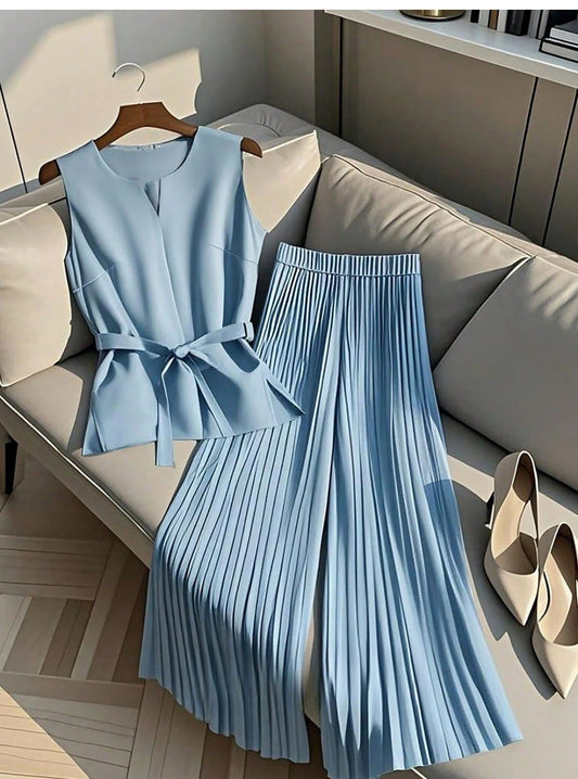 Casual waist belt sleeveless v-neck top co ord set